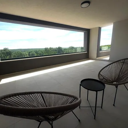 Podversie Villa Debeljak