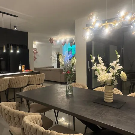 Vila Podversie Debeljak