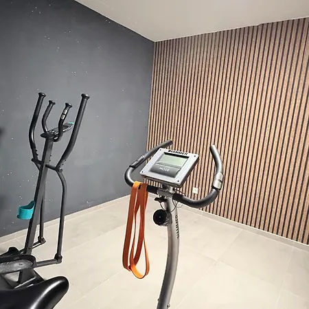 ヴィラ Podversie Debeljak